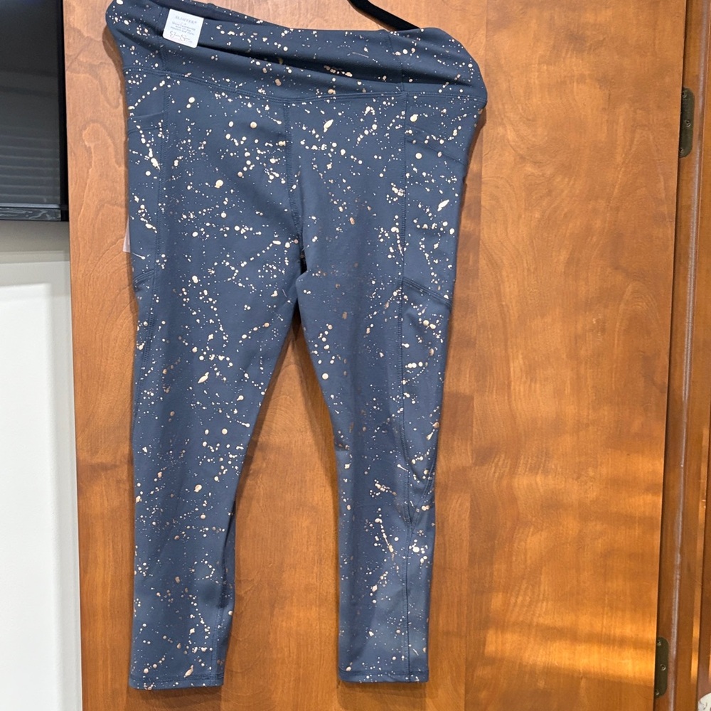 Jessica Simpson workout Splatter Print Leggings